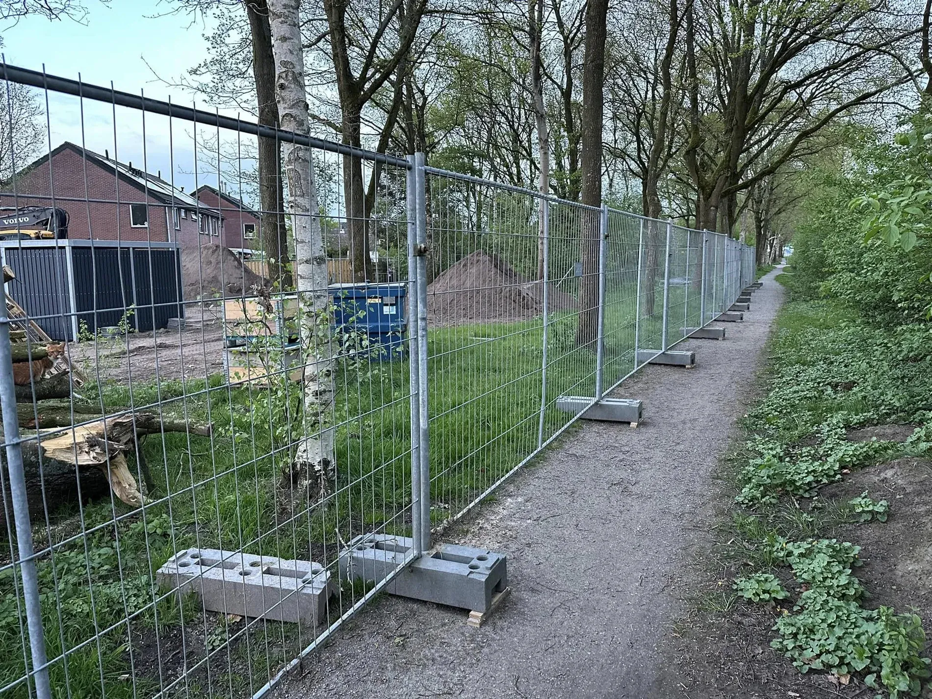 Materieel en terrein op een bouwplaats